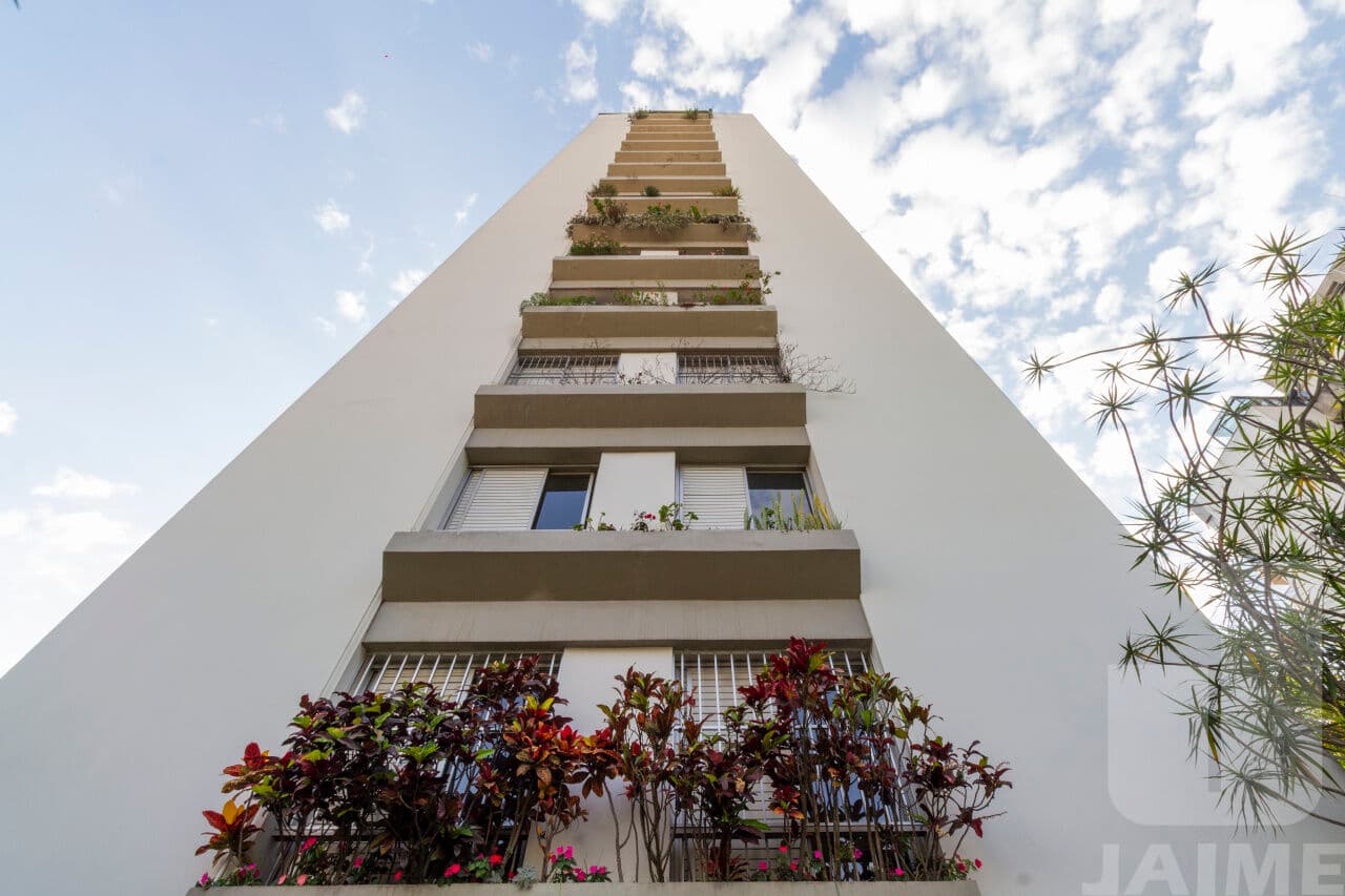 Apartamento de 2 dormitórios na R Campevas — Perdizes, São Paulo