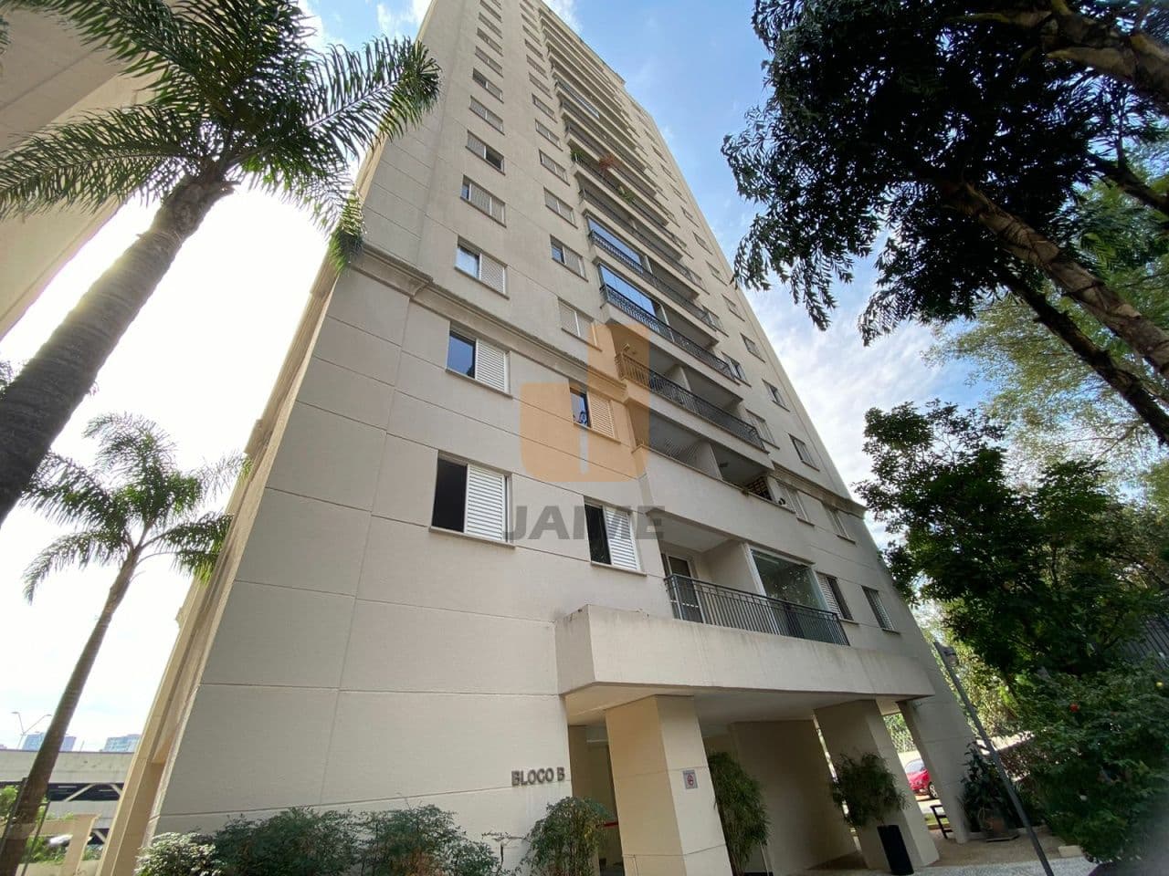 Apartamento de 3 dormitórios na R Alexandre Benois — Vila Andrade, São Paulo