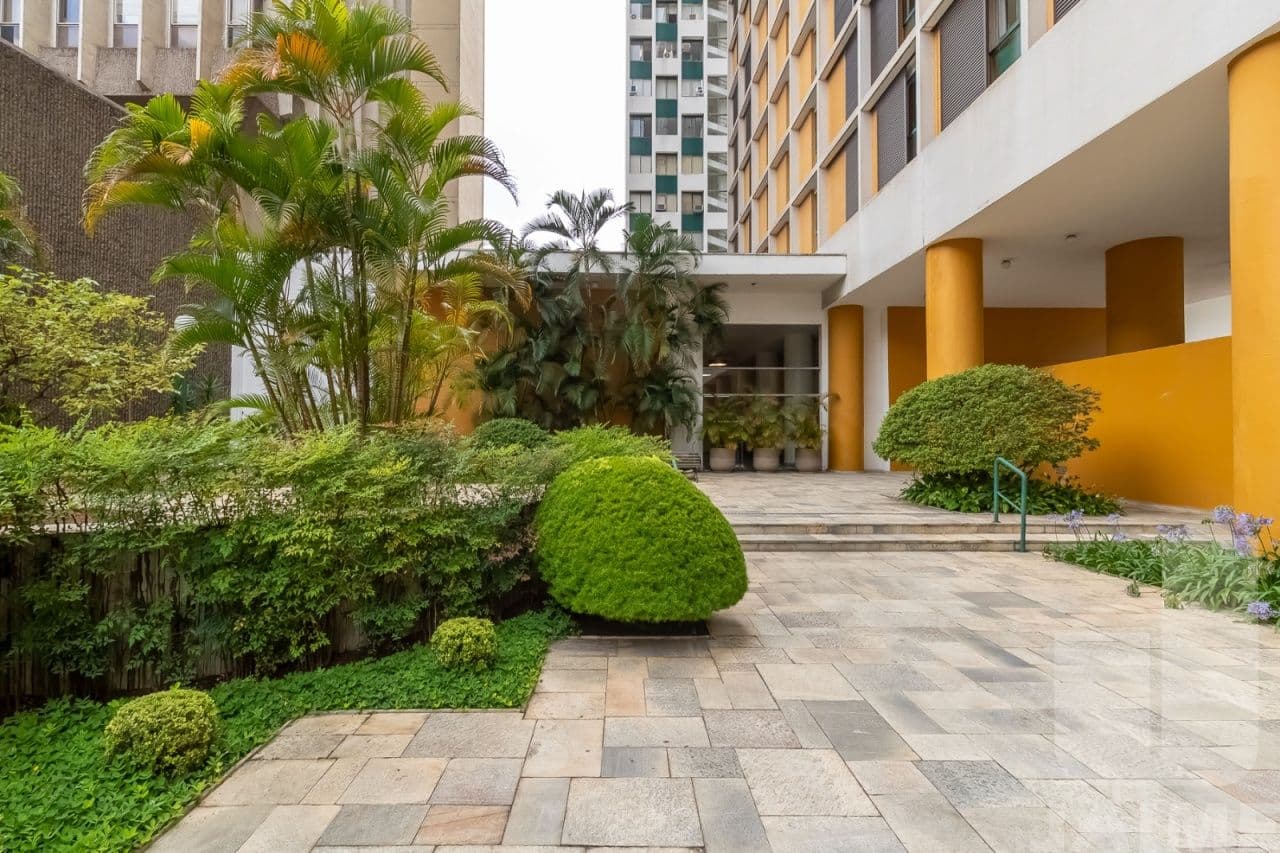 Apartamento de 3 dormitórios na R Santa Branca — Bela Vista, São Paulo - foto 2