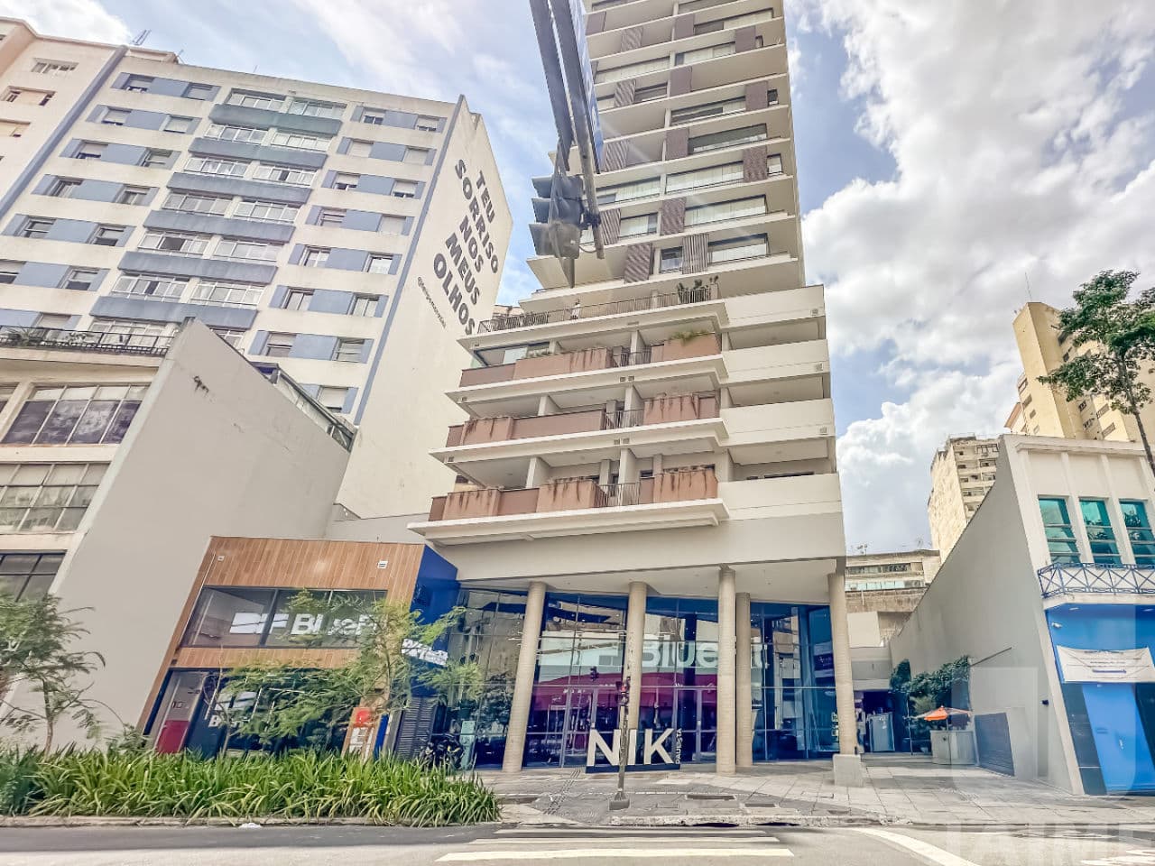 Apartamento de 1 dormitório na R Augusta — Consolação, São Paulo