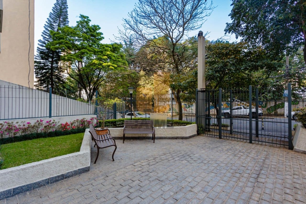 Apartamento de 3 dormitórios na R CAYOWAÁ — Sumaré, São Paulo - foto 2
