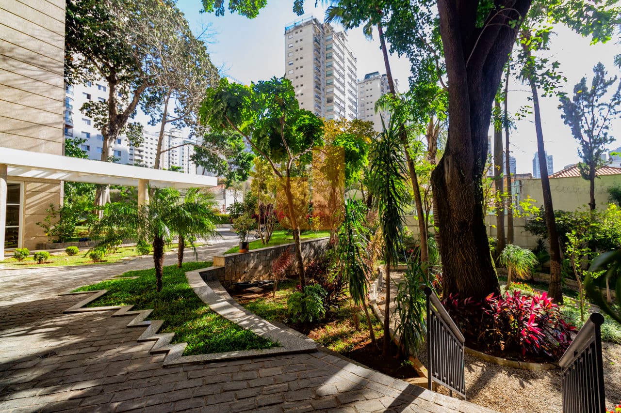 Apartamento de 5 dormitórios na R AIMBERÊ — Perdizes, São Paulo - foto 3
