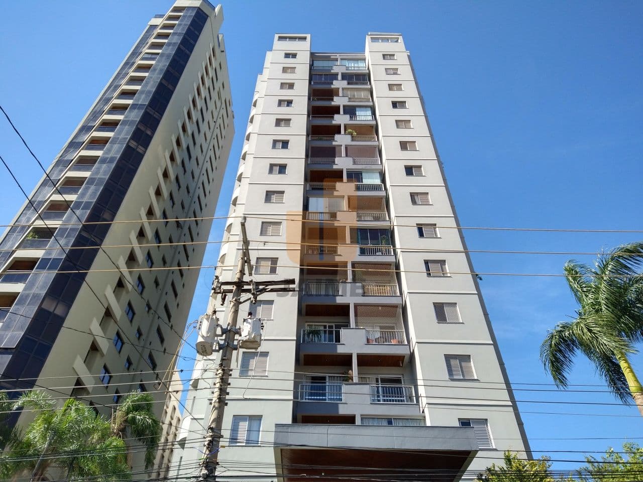 Apartamento de 2 dormitórios na R APINAJÉS — Perdizes, São Paulo