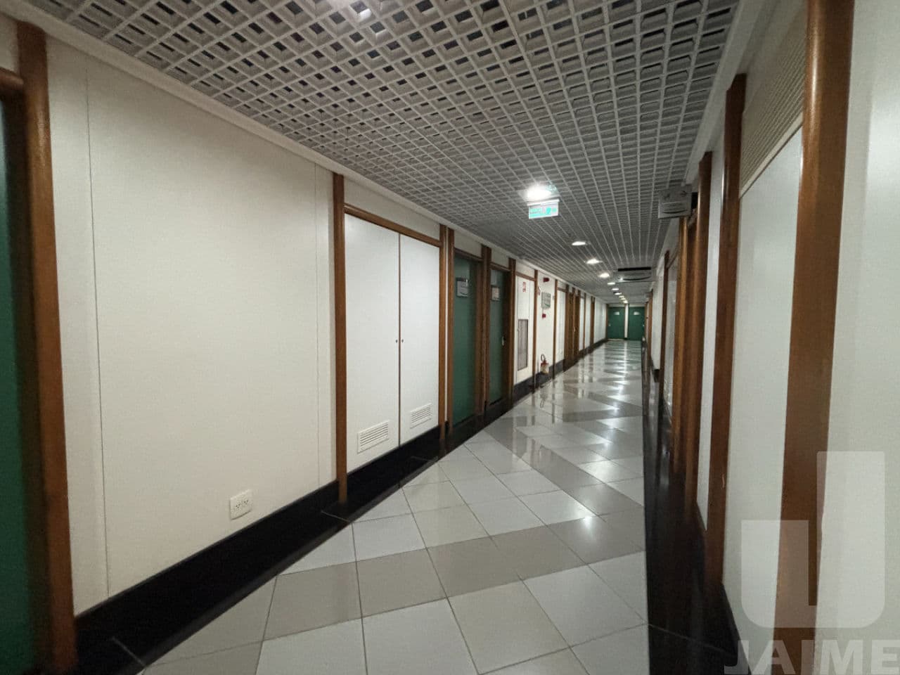 Comercial na R MATO GROSSO — Higienópolis, São Paulo - foto 4