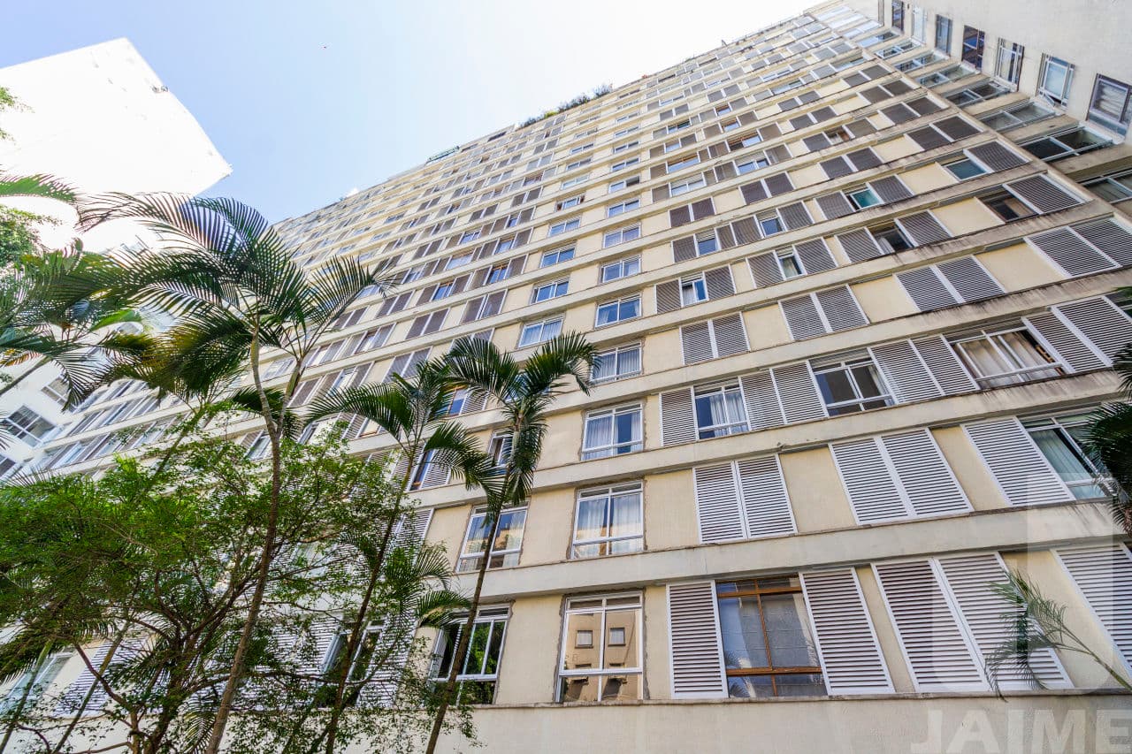 Apartamento de 5 dormitórios na AV Higienópolis — Higienópolis, São Paulo