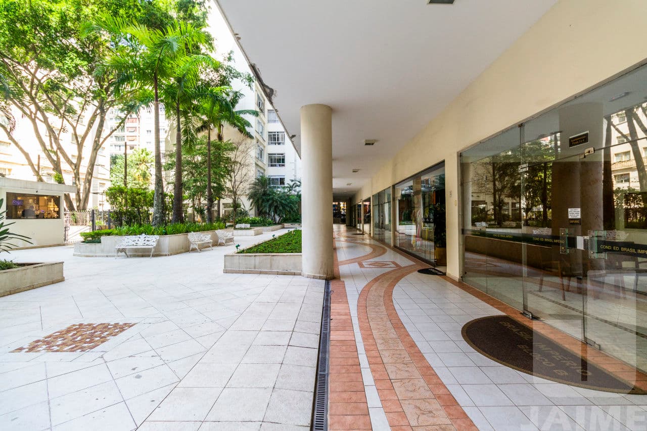 Apartamento de 5 dormitórios na AV Higienópolis — Higienópolis, São Paulo - foto 2