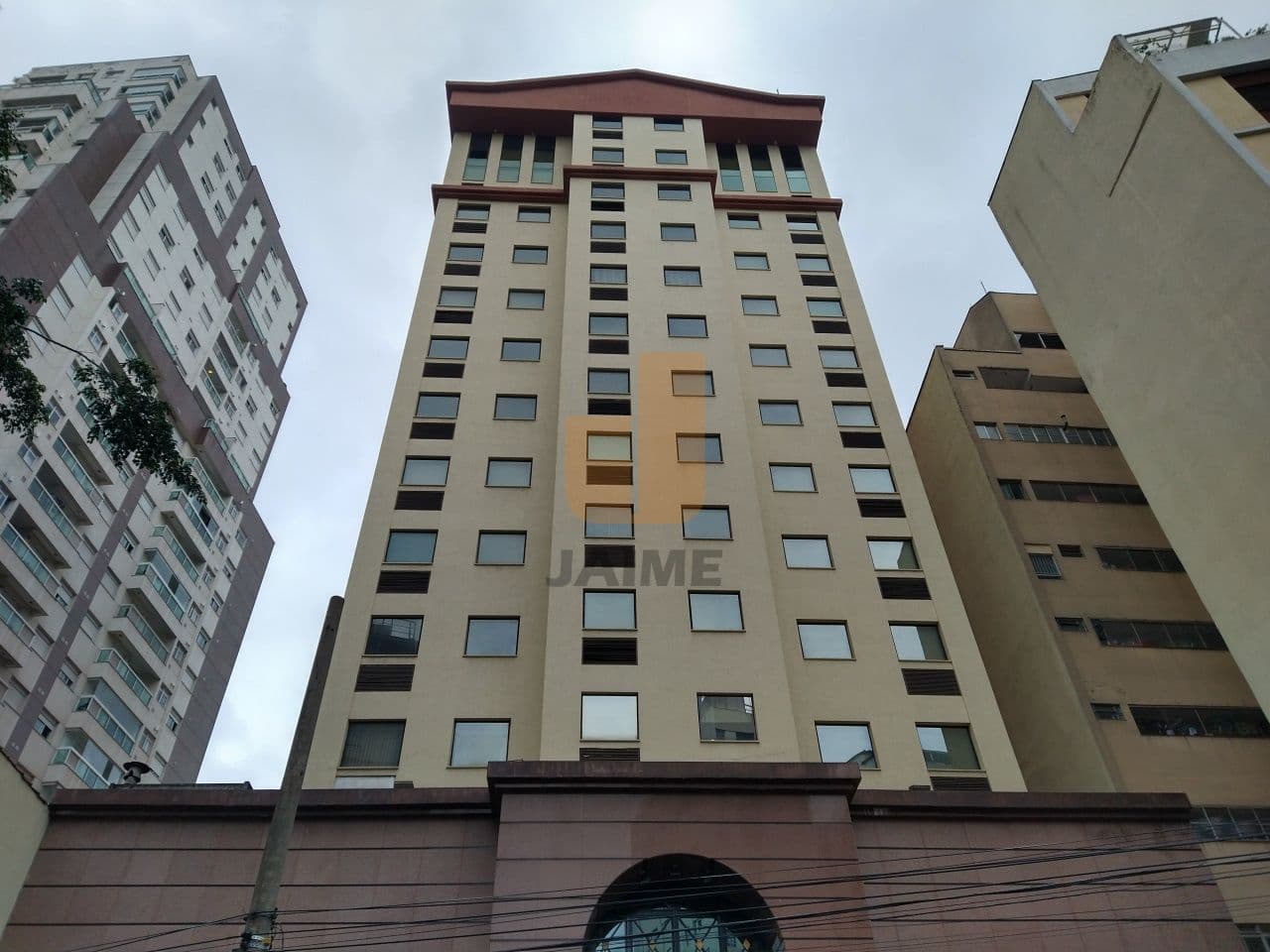 Comercial na R DONA ANTÔNIA DE QUEIRÓS — Higienópolis, São Paulo - foto 2