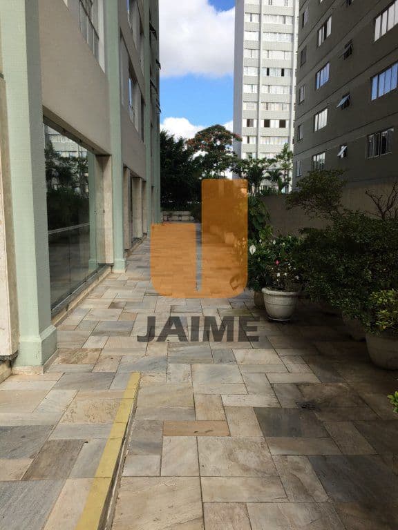 Apartamento de 2 dormitórios na AV REBOUÇAS — Cerqueira César, São Paulo
