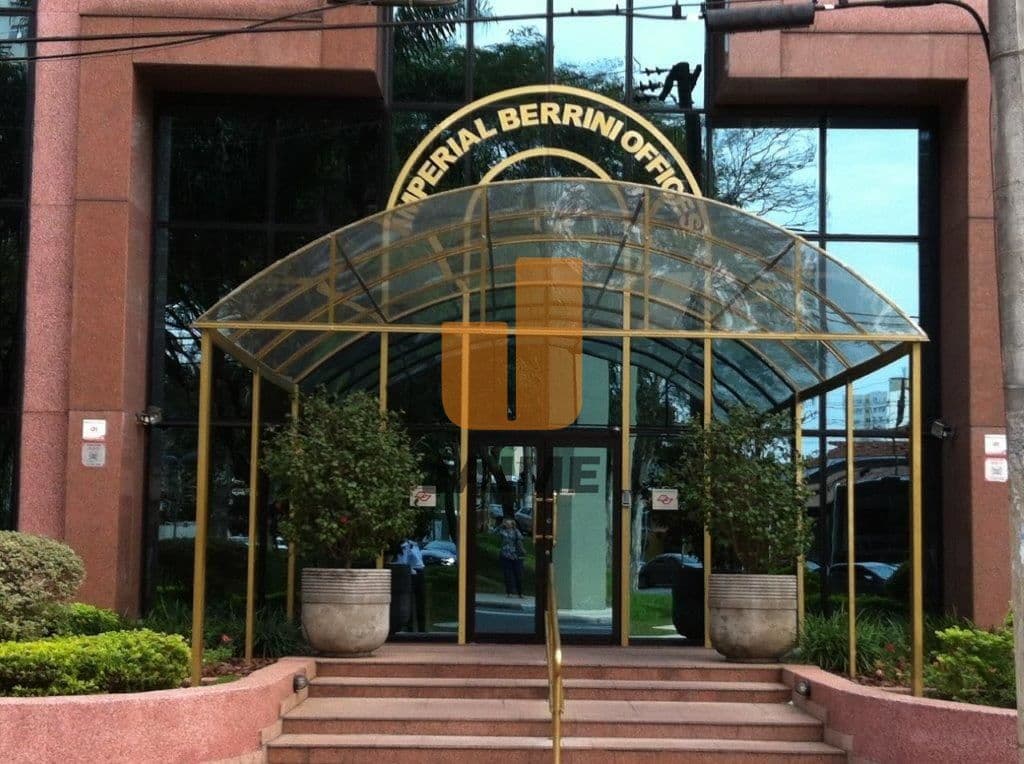 Comercial na R ALCIDES RICARDINI NEVES — Cidade Monções, São Paulo