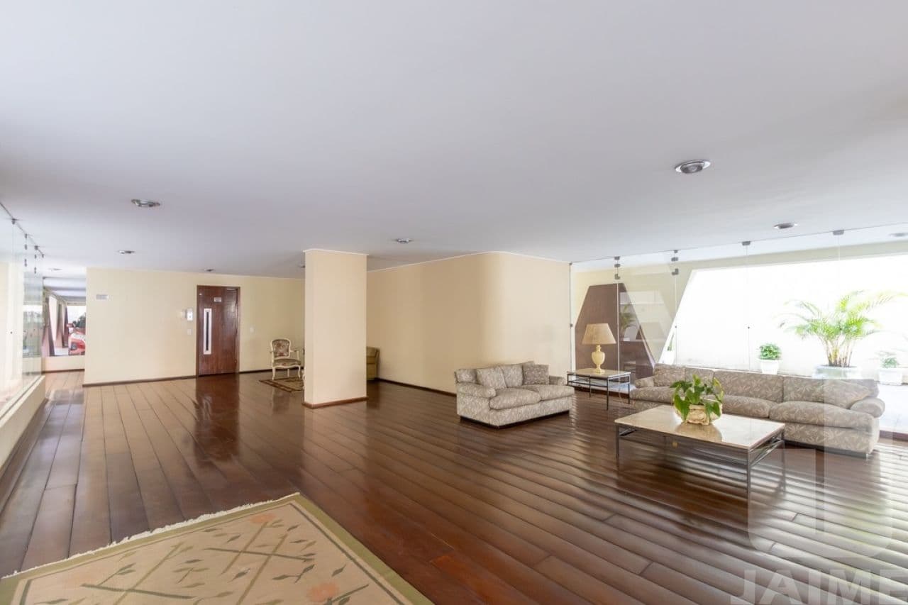 Apartamento de 4 dormitórios na R OSCAR FREIRE — Pinheiros, São Paulo