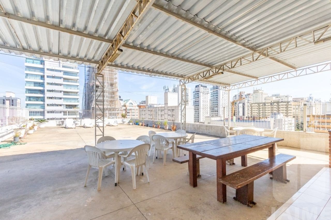 Apartamento de 4 dormitórios na R OSCAR FREIRE — Pinheiros, São Paulo - foto 4