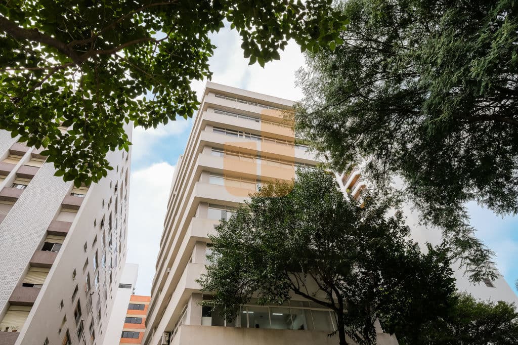 Comercial na R ITACOLOMI — Higienópolis, São Paulo