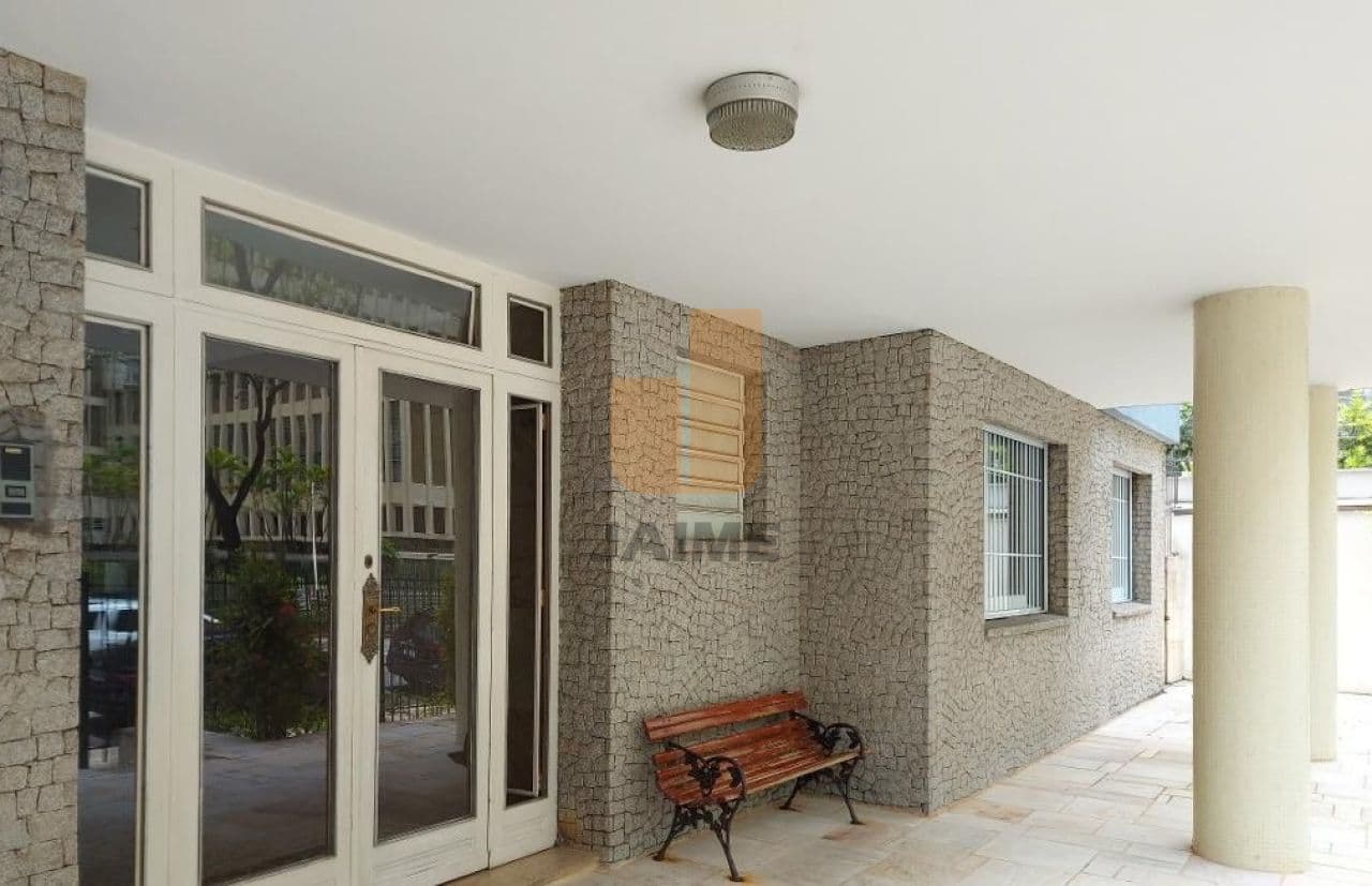 Apartamento de 2 dormitórios na AL BARROS — Higienópolis, São Paulo