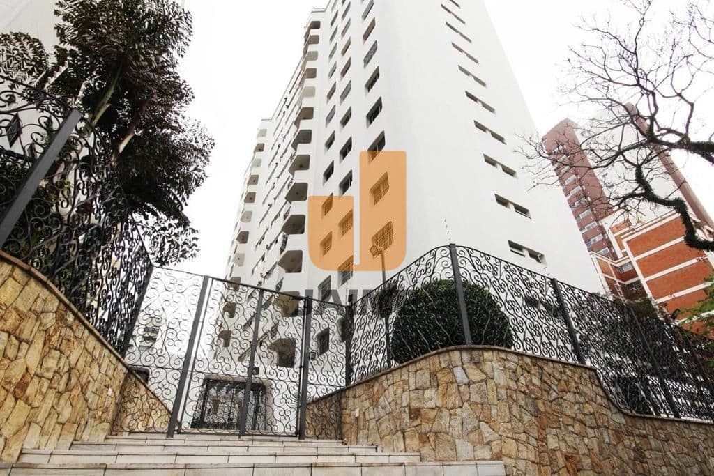 Apartamento de 3 dormitórios na R APIACÁS — Perdizes, São Paulo