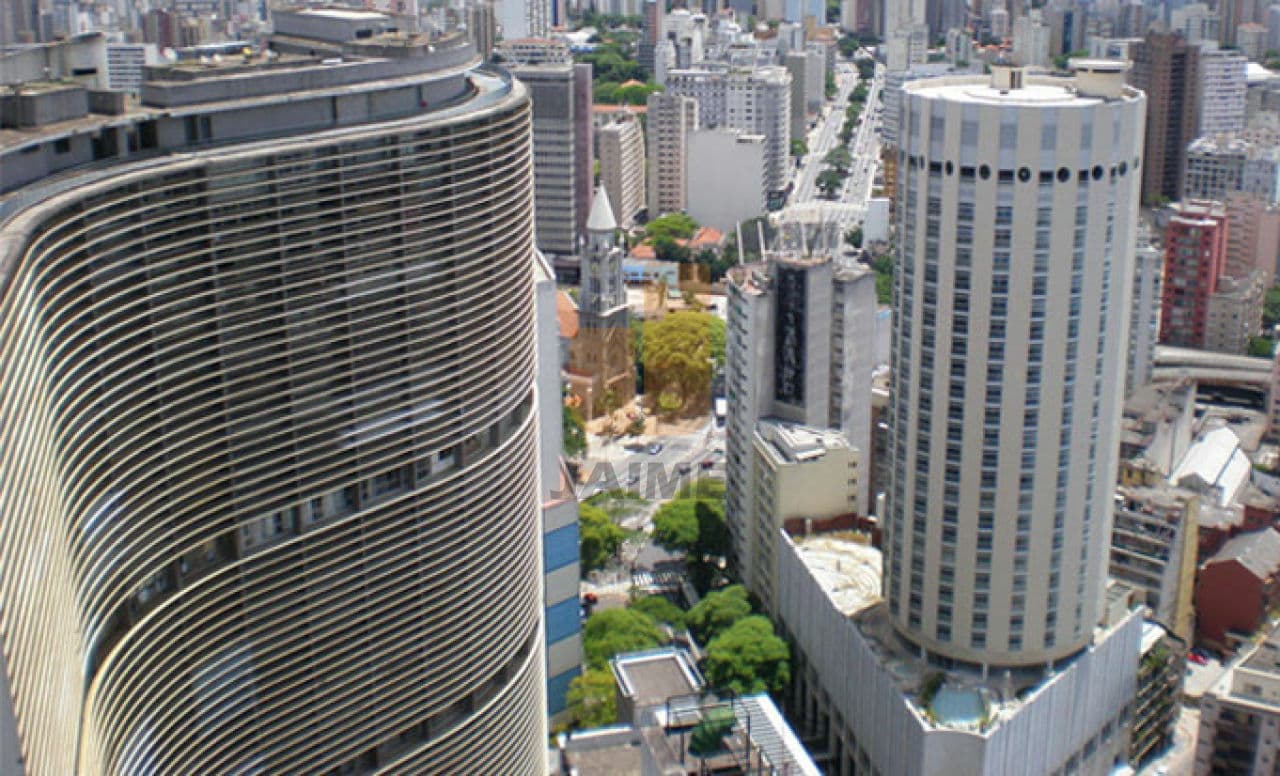 Apartamento de 2 dormitórios na AV IPIRANGA — República, São Paulo