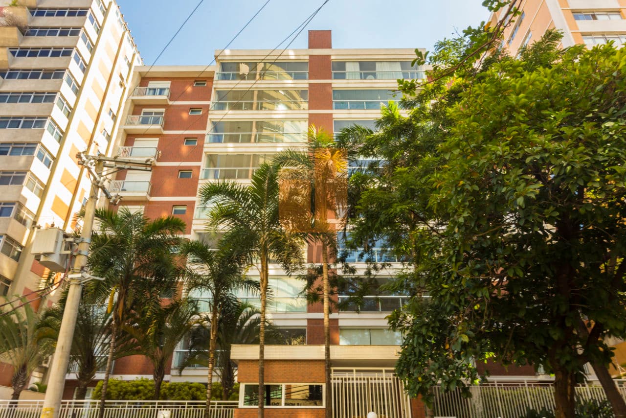 Apartamento de 3 dormitórios na R MONTE ALEGRE — Perdizes, São Paulo