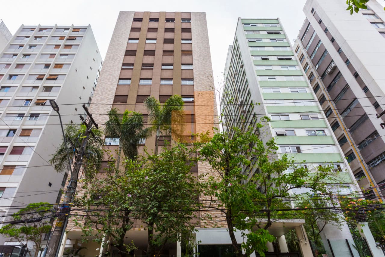 Apartamento de 3 dormitórios na R Bela Cintra — Consolação, São Paulo