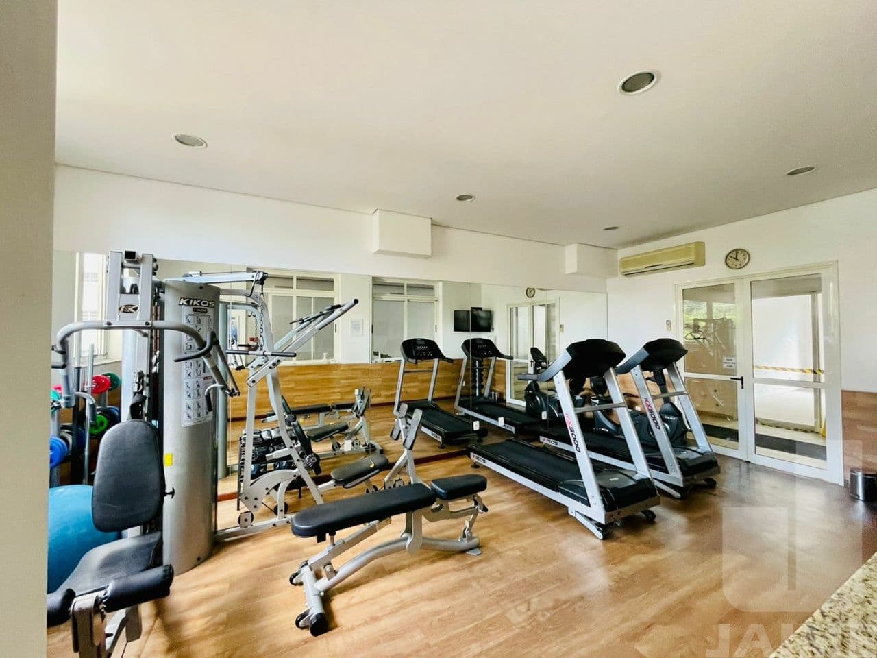 Apartamento de 4 dormitórios na R Paracuê — Sumaré, São Paulo - foto 5