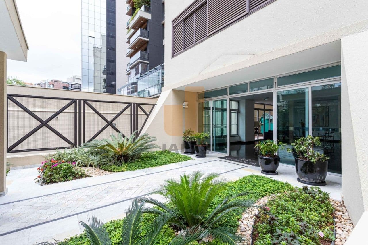 Apartamento de 3 dormitórios na R Itacema — Itaim Bibi, São Paulo - foto 2
