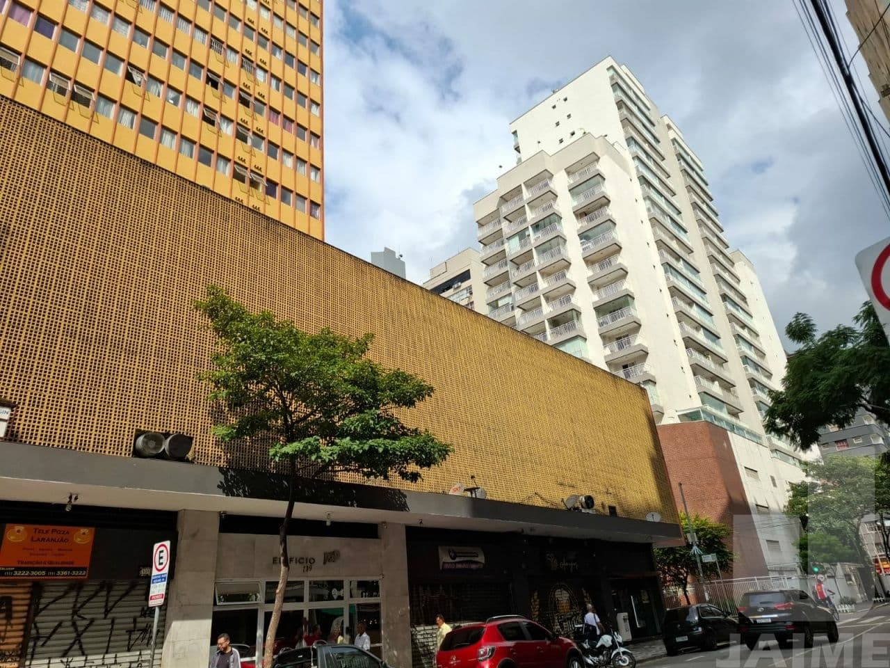 Apartamento de 2 dormitórios na R Bento Freitas — República, São Paulo