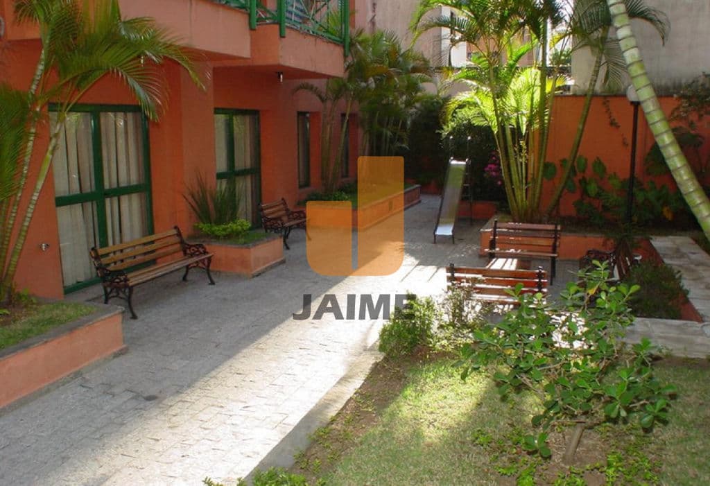 Apartamento de 3 dormitórios na R Caiubi — Perdizes, São Paulo