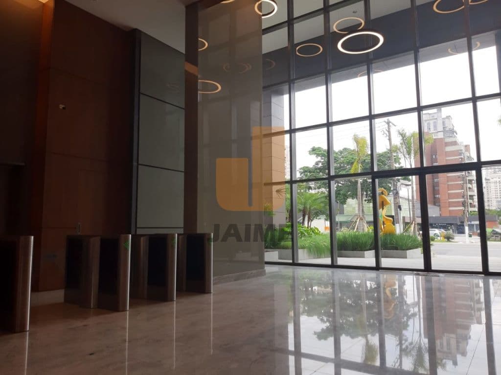 Comercial na AV Ibirapuera — Indianópolis, São Paulo