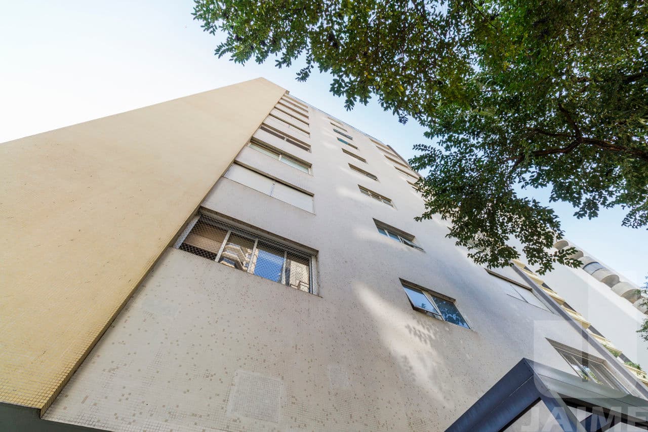 Apartamento de 3 dormitórios na R Maranhão — Higienópolis, São Paulo