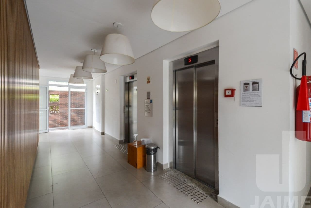 Apartamento de 2 dormitórios na R Eugênio de Medeiros — Pinheiros, São Paulo