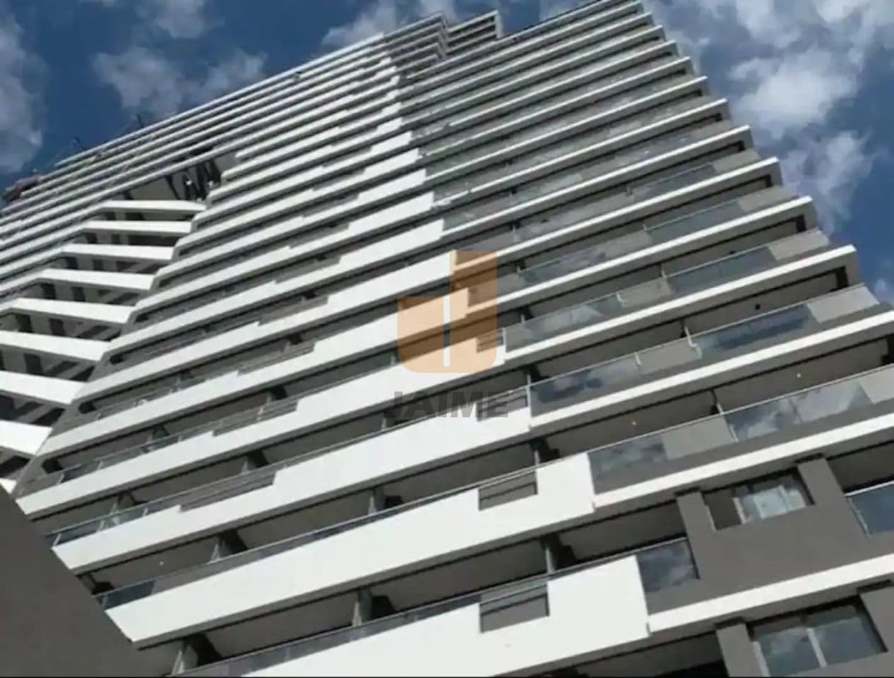 Apartamento de 1 dormitório na R Oscar Freire — Pinheiros, São Paulo