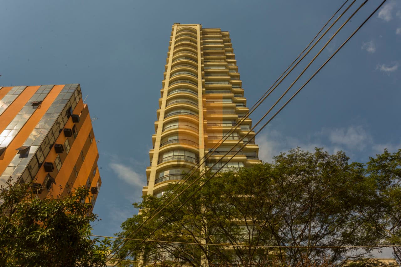 Apartamento de 3 dormitórios na R Tupi — Higienópolis, São Paulo
