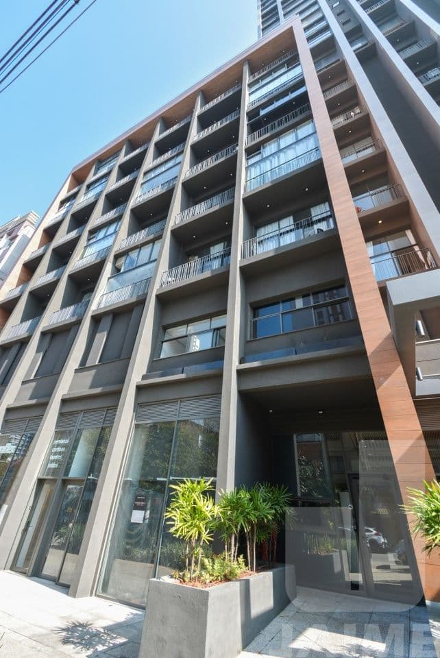 Apartamento de 1 dormitório na R Oscar Freire — Pinheiros, São Paulo