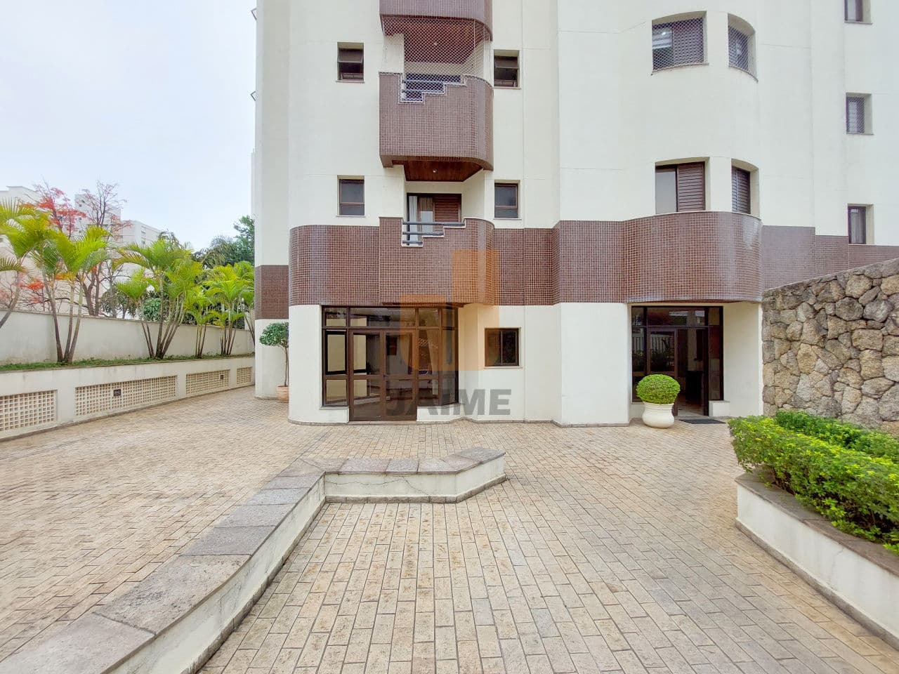 Apartamento de 3 dormitórios na R BARTIRA — Perdizes, São Paulo