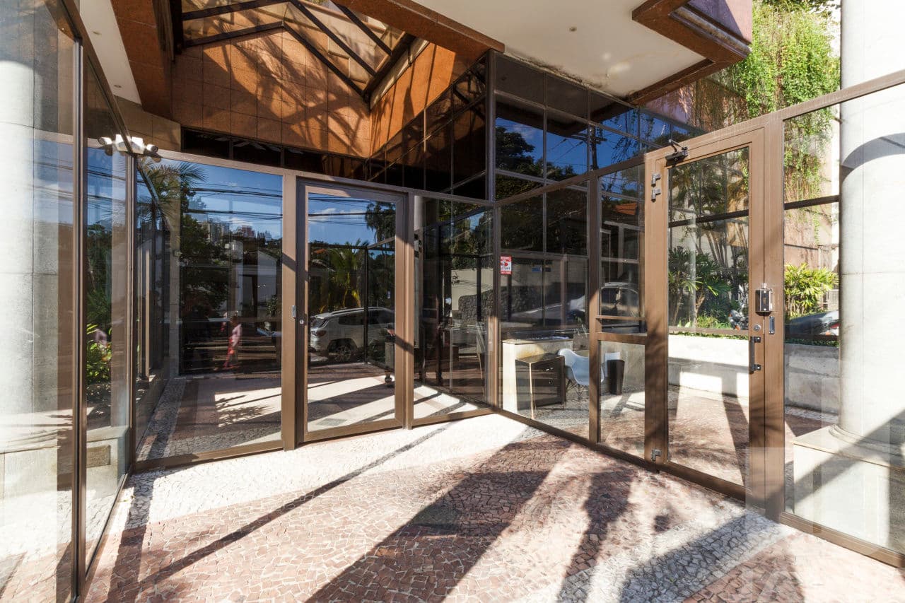Apartamento de 4 dormitórios na R ITAGUABA — Higienópolis, São Paulo - foto 2