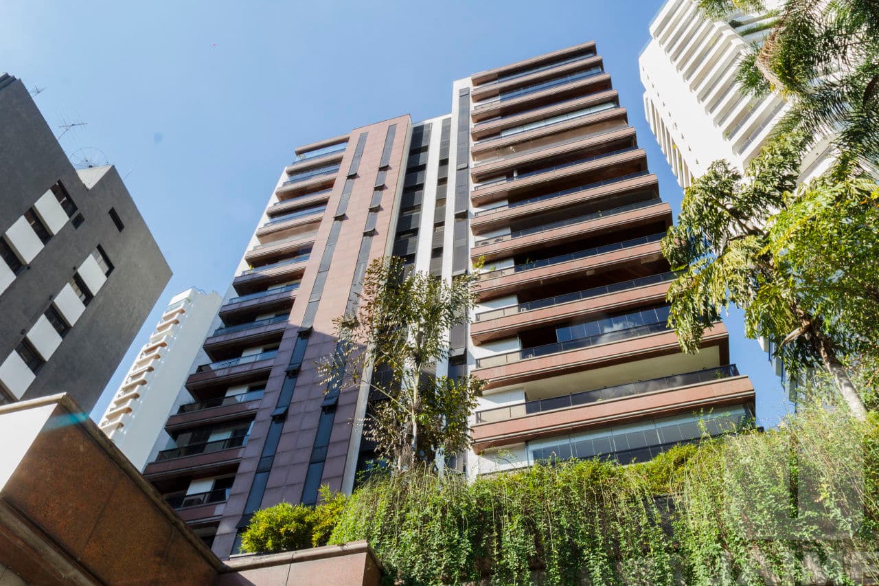 Apartamento de 4 dormitórios na R ITAGUABA — Higienópolis, São Paulo
