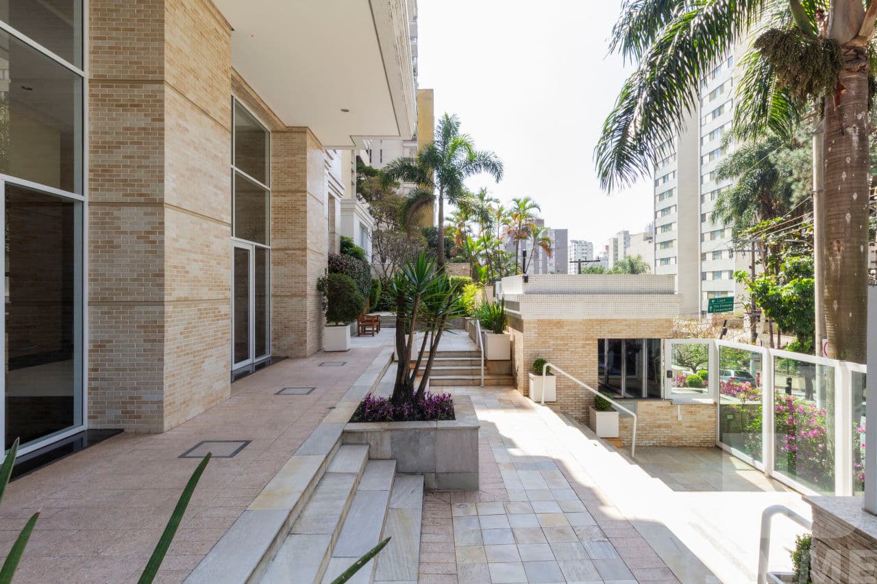 Apartamento de 3 dormitórios na R MONTE ALEGRE — Perdizes, São Paulo - foto 2