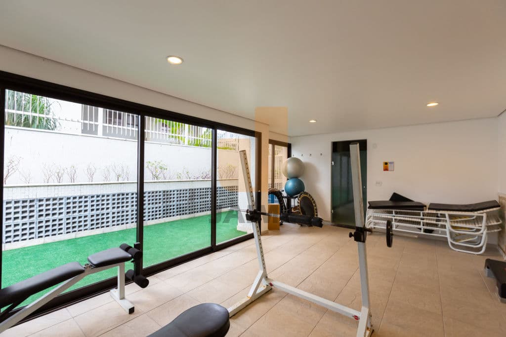 Apartamento de 4 dormitórios na R CONSELHEIRO FERNANDES TORRES — Perdizes, São Paulo - foto 2
