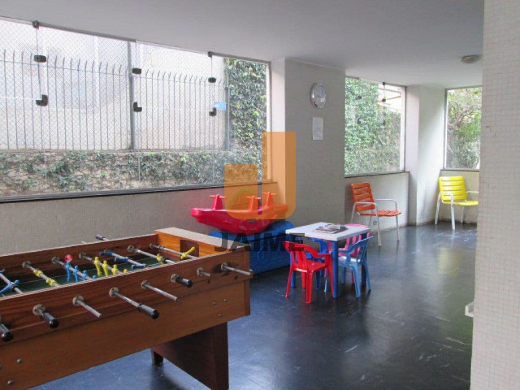 Apartamento de 3 dormitórios na R Cristiano Viana — Cerqueira César, São Paulo