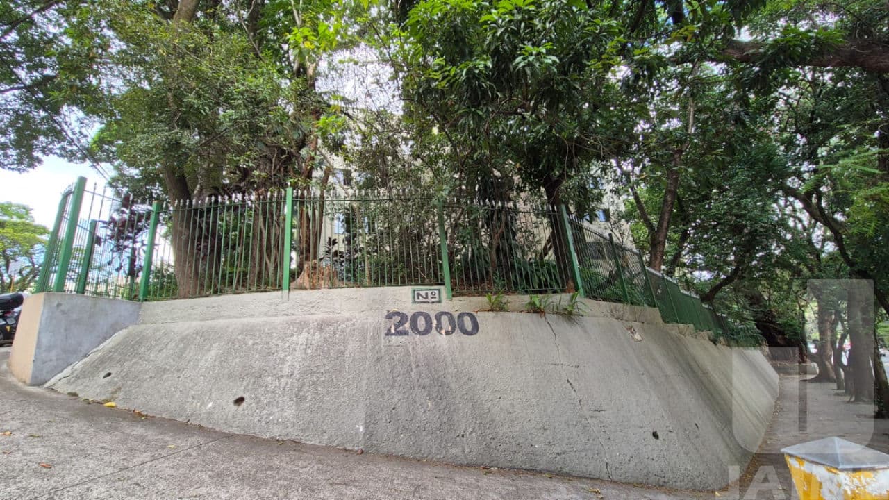 Apartamento de 3 dormitórios na AV DIÓGENES RIBEIRO DE LIMA — Alto de Pinheiros, São Paulo