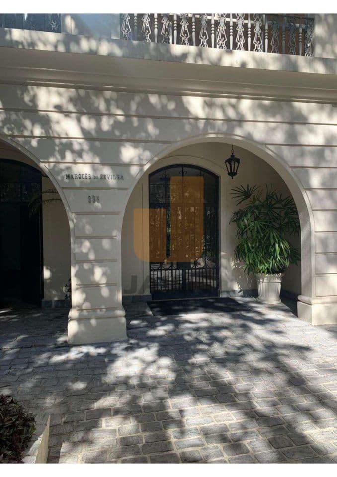 Apartamento de 3 dormitórios na R BALTHAZAR DA VEIGA — Vila Nova Conceição, São Paulo