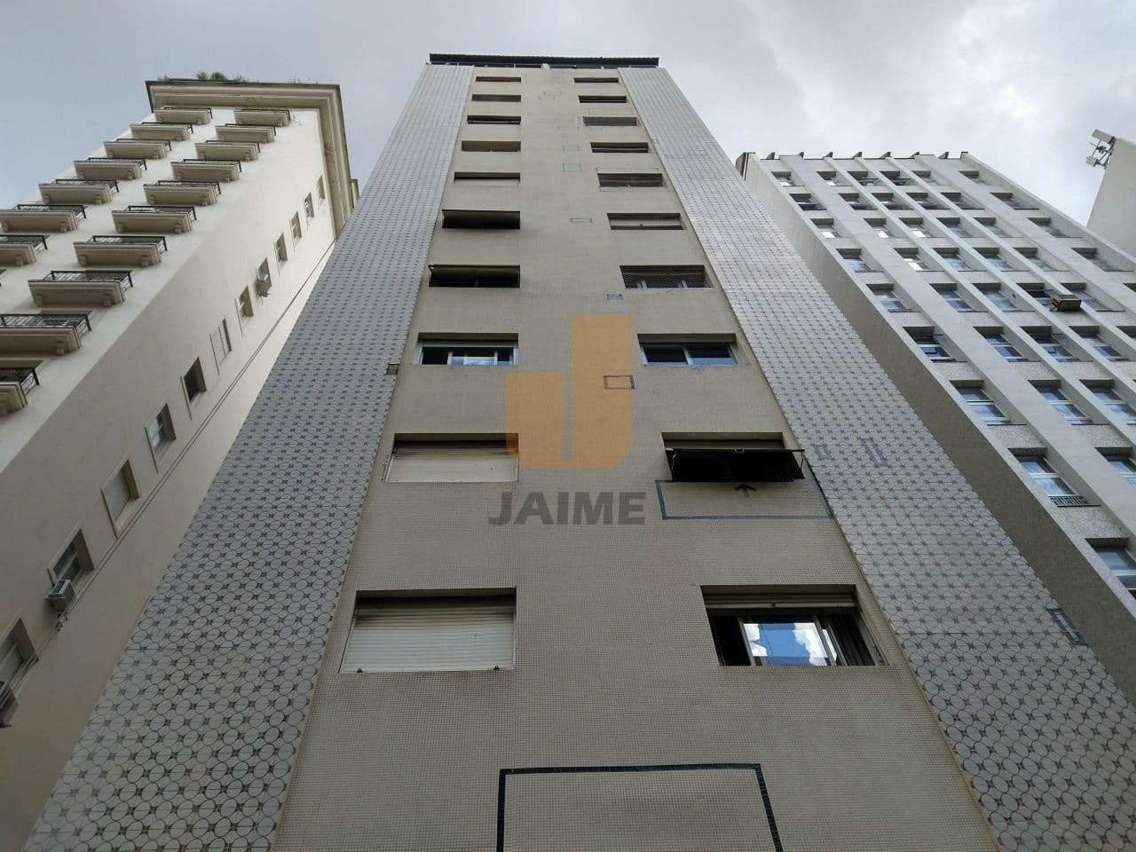 Apartamento de 2 dormitórios na R Tietê — Vila Seabra, São Paulo