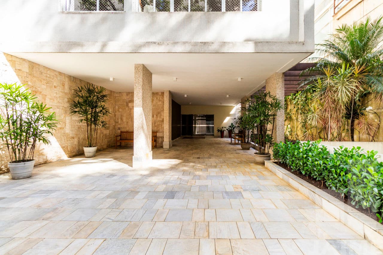 Apartamento de 3 dormitórios na R Da Consolação — Cerqueira César, São Paulo - foto 2