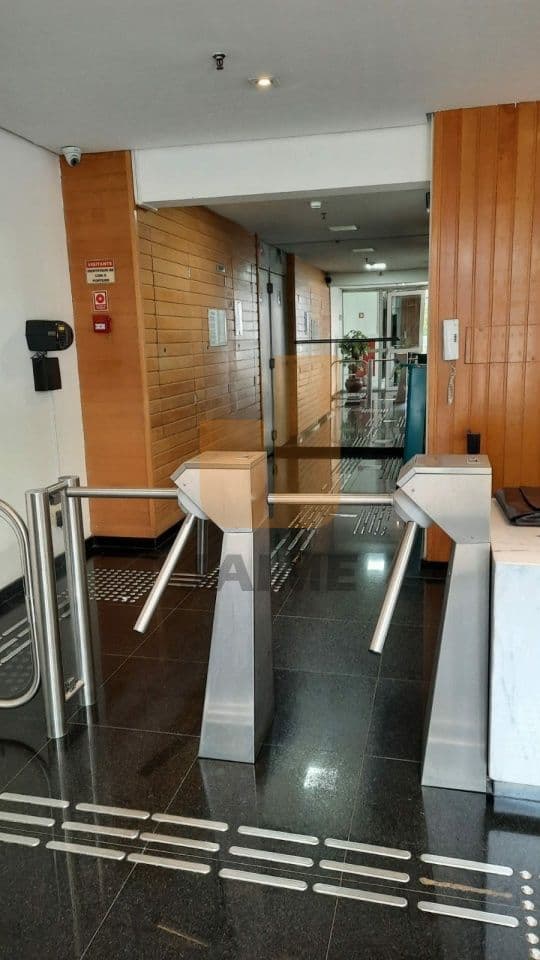 Comercial na AV ANGÉLICA — Higienópolis, São Paulo