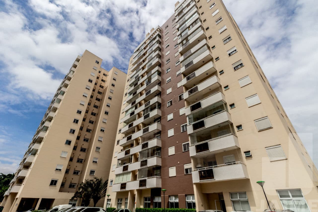 Apartamento de 2 dormitórios na R AROABA — Vila Leopoldina, São Paulo
