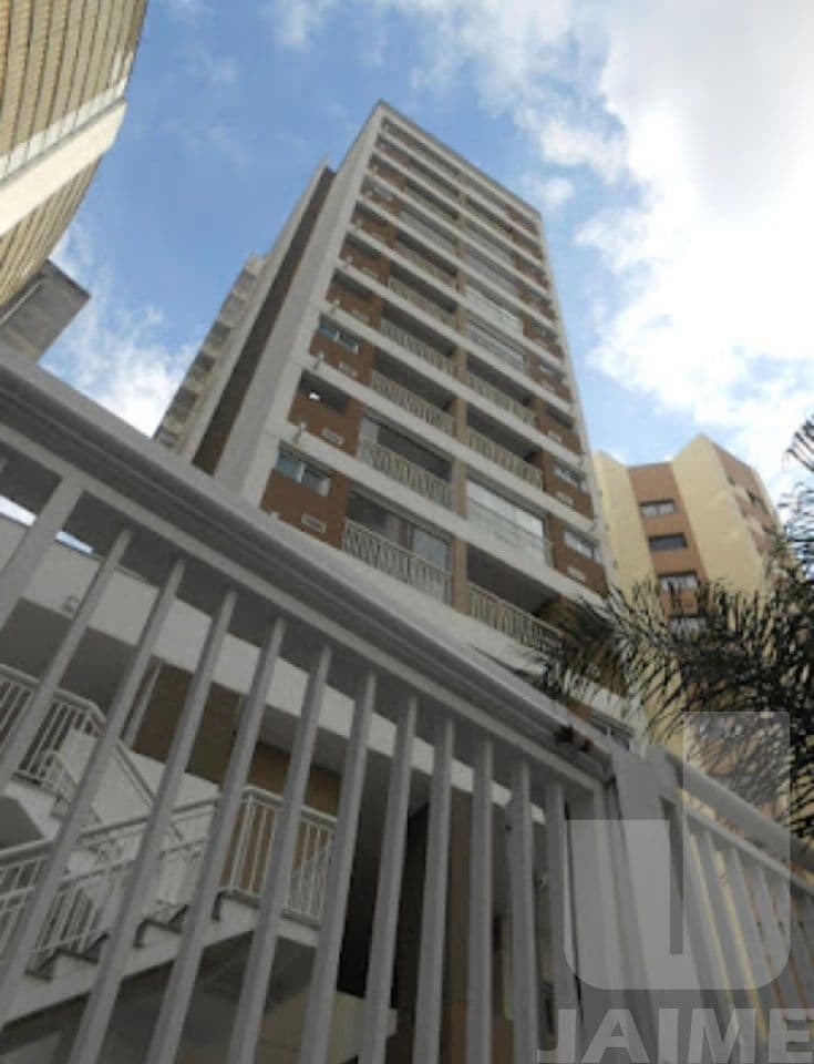 Apartamento de 2 dormitórios na R PAIM — Bela Vista, São Paulo