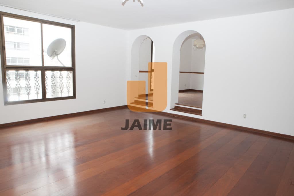 Apartamento de 3 dormitórios na R SERGIPE — Higienópolis, São Paulo