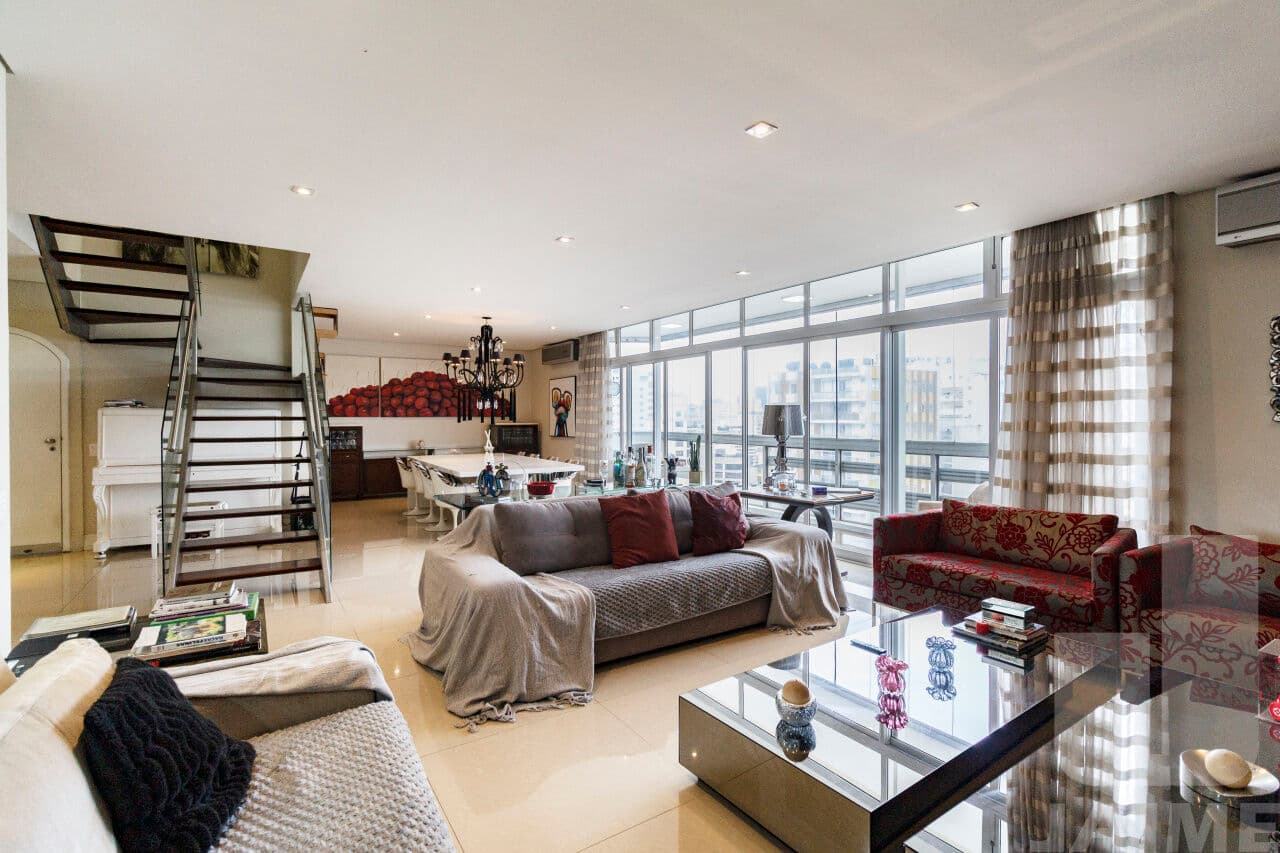 Apartamento de 4 dormitórios na R BARONESA DE ITU — Higienópolis, São Paulo