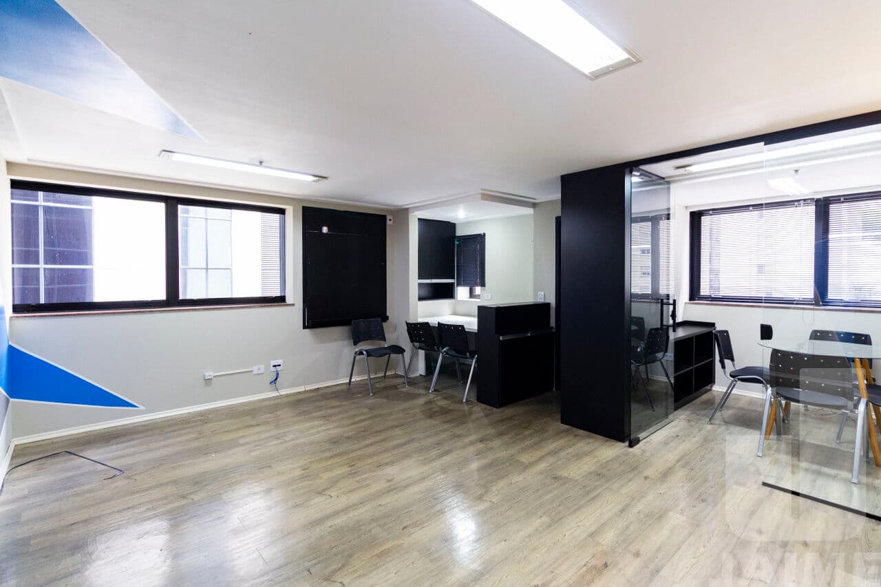 Comercial na AV ANGÉLICA — Higienópolis, São Paulo