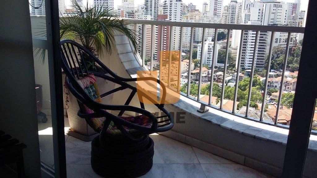 Apartamento de 3 dormitórios na R CONSELHEIRO FERNANDES TORRES — Perdizes, São Paulo - foto 2