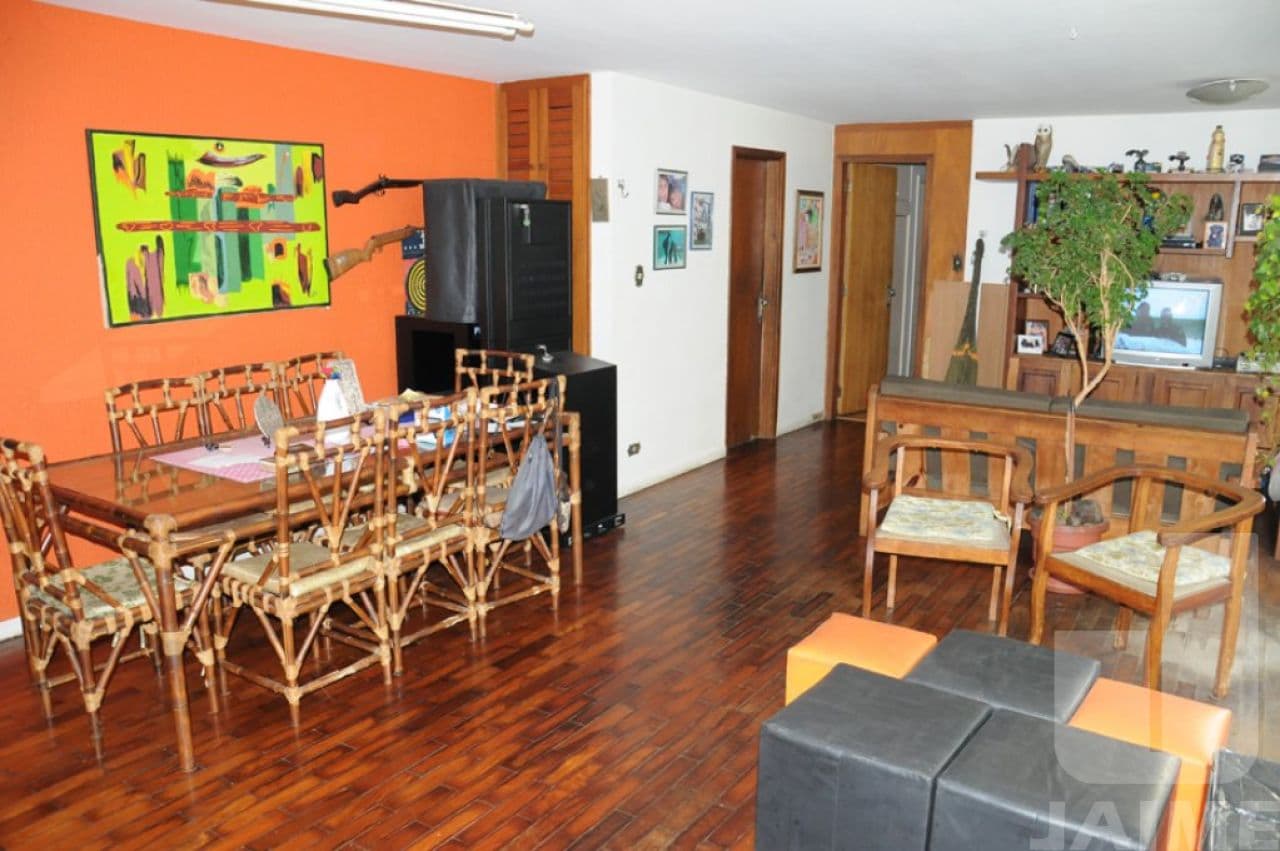 Apartamento de 3 dormitórios na R DOUTOR ALBUQUERQUE LINS — Higienópolis, São Paulo