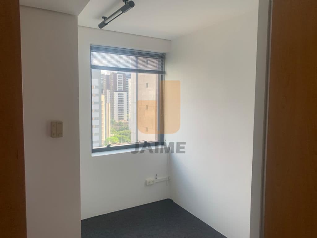 Comercial na R ALCIDES RICARDINI NEVES — Cidade Monções, São Paulo - foto 3